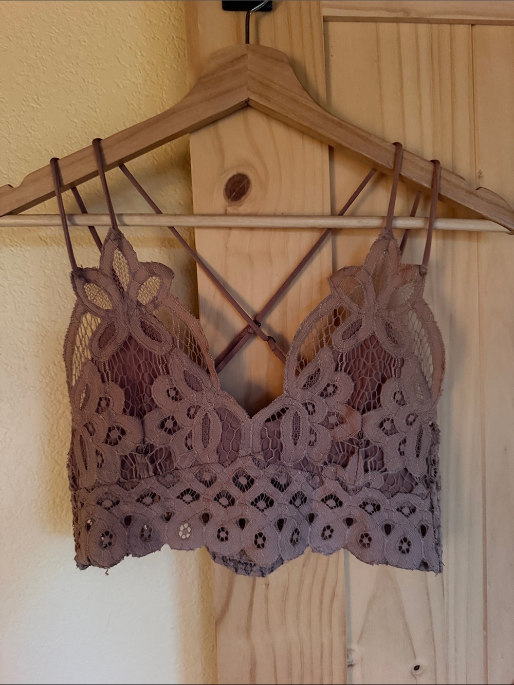 Hummingbird Lace Strappy Bralette - Taupe
